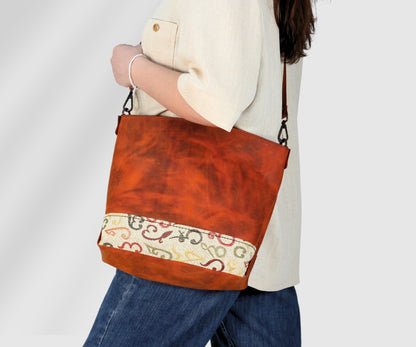 Leather handmade Tote shoulder bag in ginger color