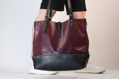 Large shopper handmade leather bag in burgundy color